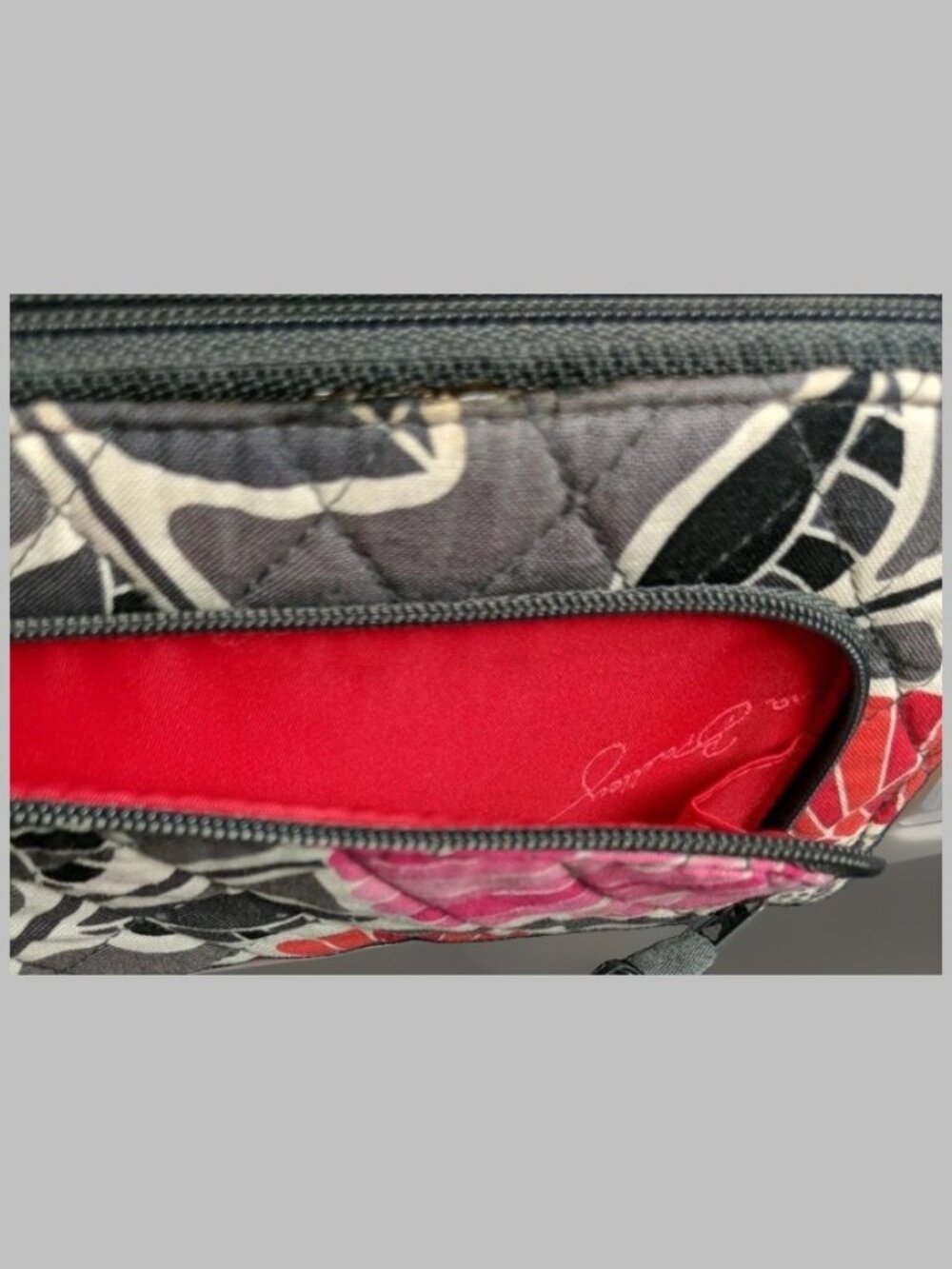Vera Bradley Retired Cherry Blossoms Zip Zip Wristlet Floral Quilted Wallet NWT - Picture 9 of 13